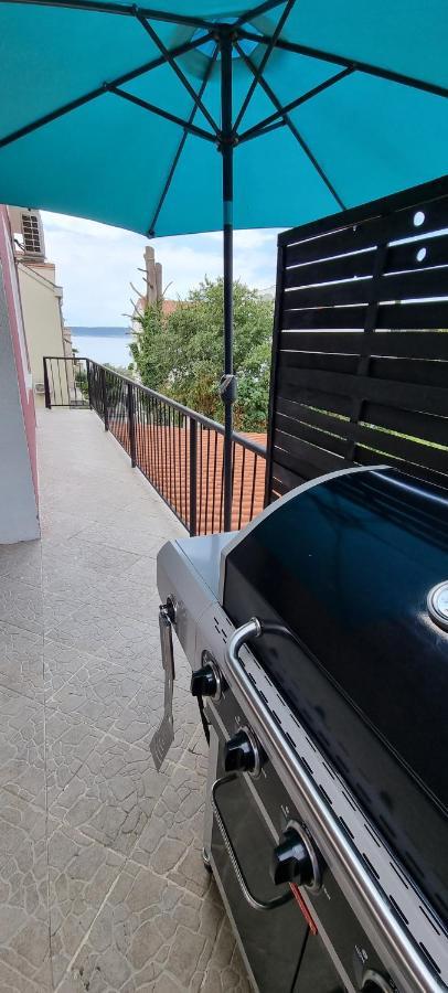 Luxurious Three Bedrooms Apartment With Two Terraces Kastela Exterior photo